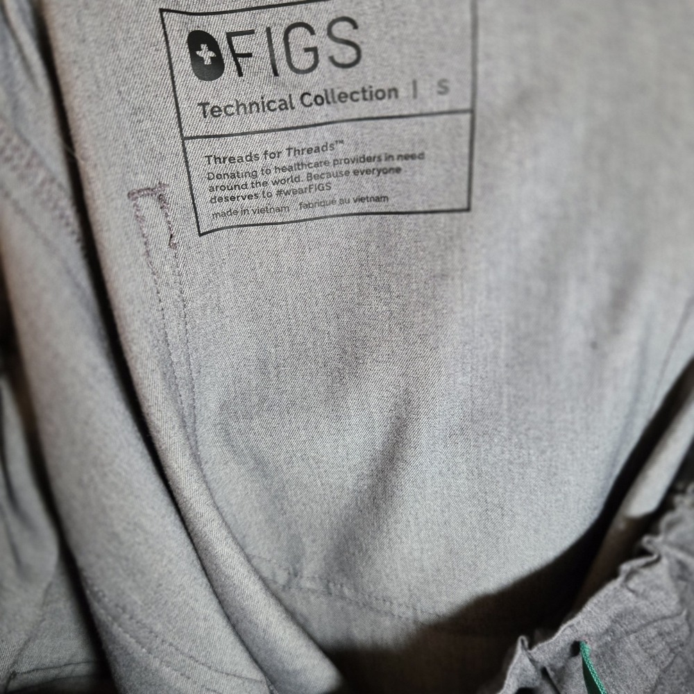 FIGS Technical Collection Scrub Pants Gray Men's Small FM450 - Picture 4 of 6
